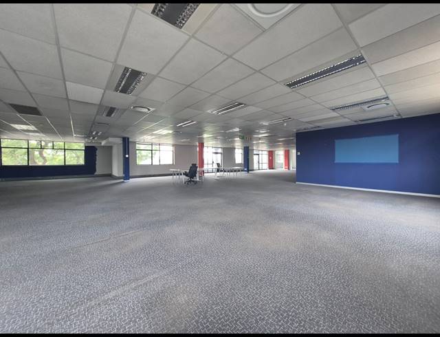 699M² OFFICE TO LET IN RIVONIA